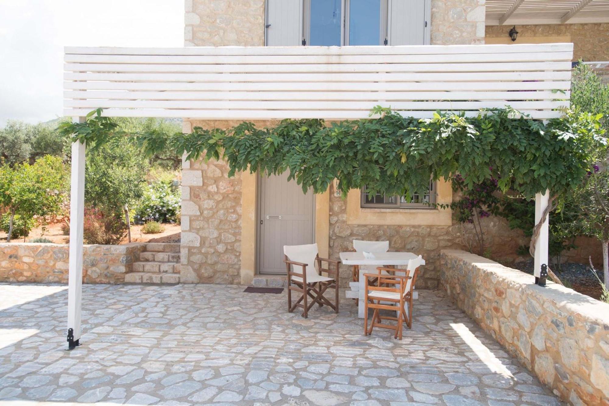 Poliana Estate Villas Riglia Bagian luar foto