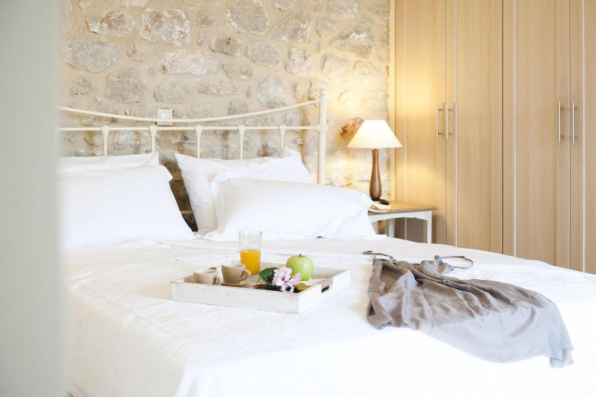 Poliana Estate Villas Riglia Bagian luar foto