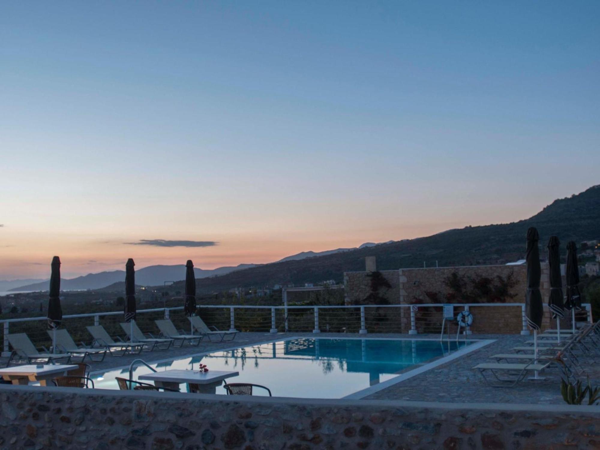 Poliana Estate Villas Riglia Bagian luar foto
