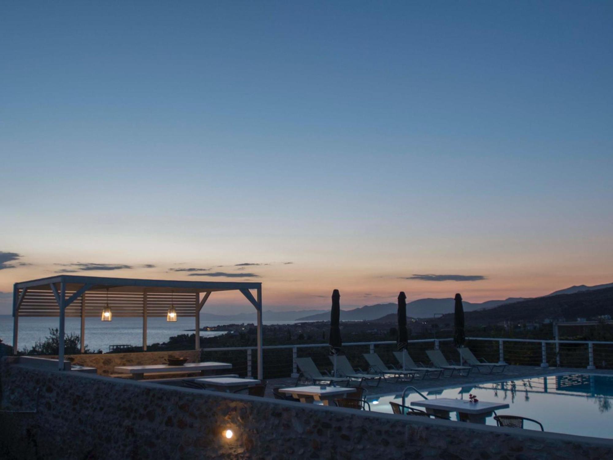 Poliana Estate Villas Riglia Bagian luar foto