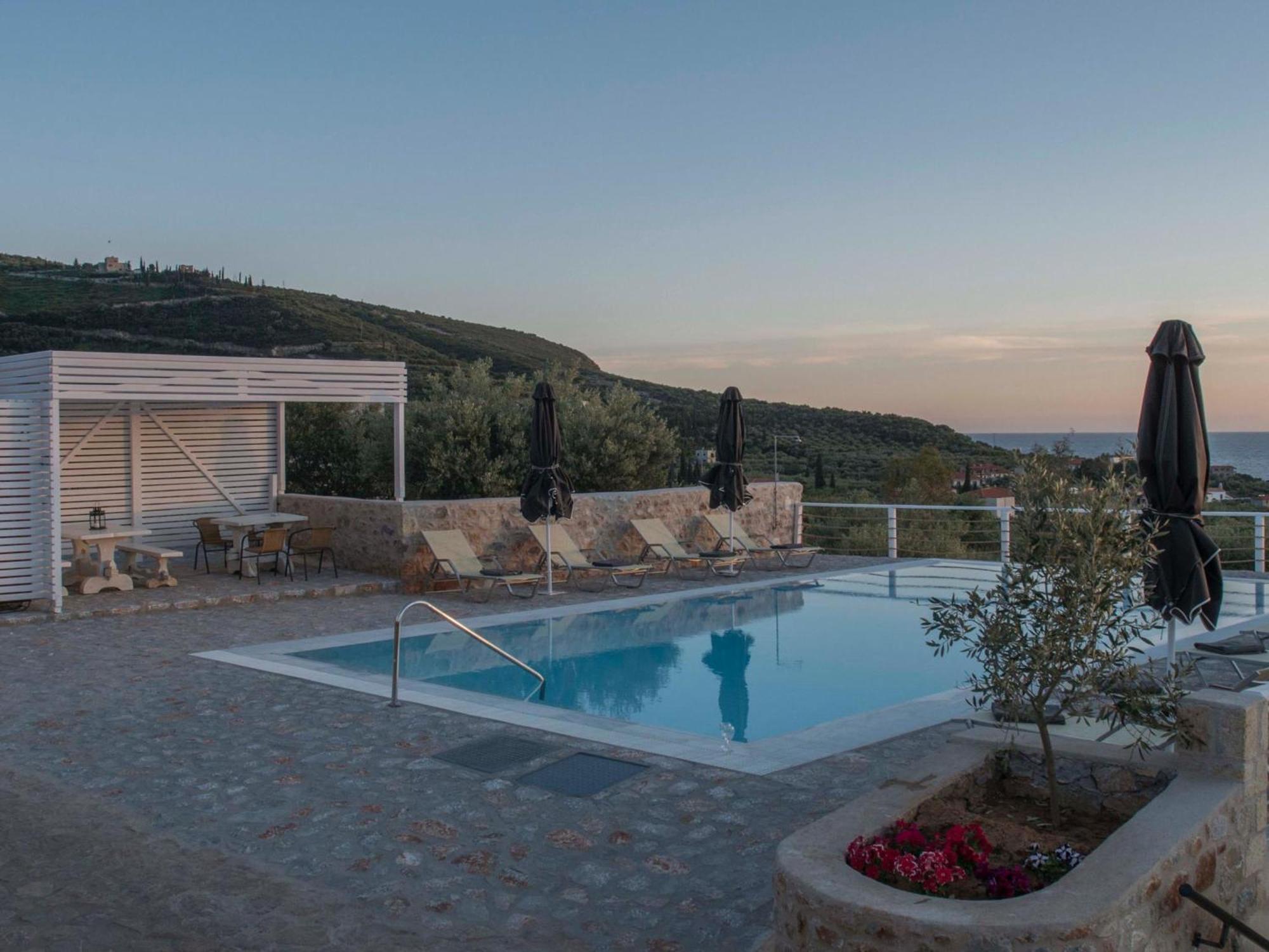 Poliana Estate Villas Riglia Bagian luar foto